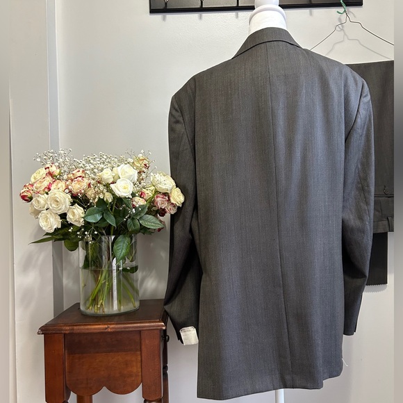 Hickey Freeman Worsted Wool Suit - Picture 8 of 9